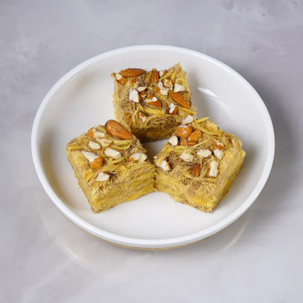 Cafe Sajawal Special Pateesa