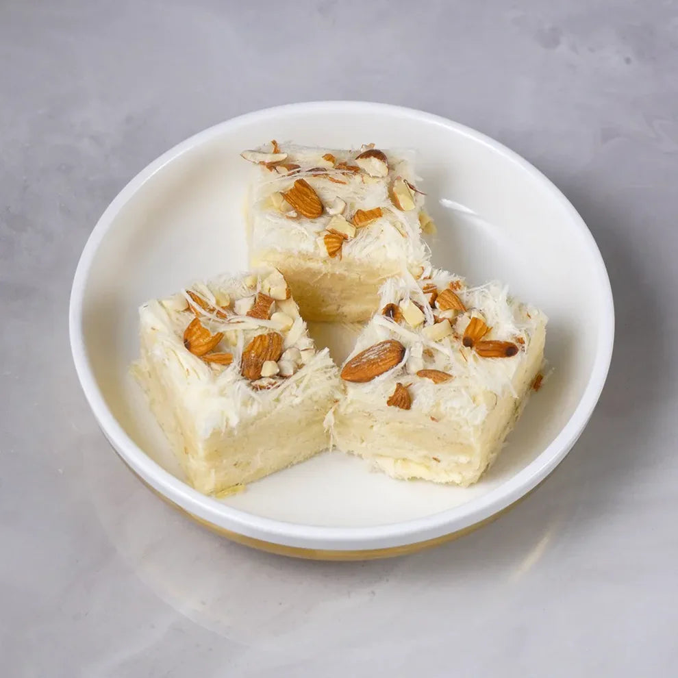 Cafe Sajawal Special Pateesa