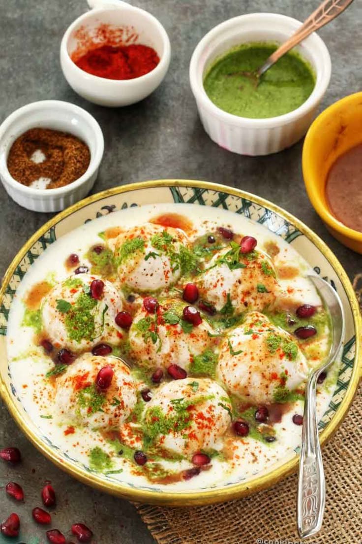 Dahi Bhallay (Meethay Namkeen)
